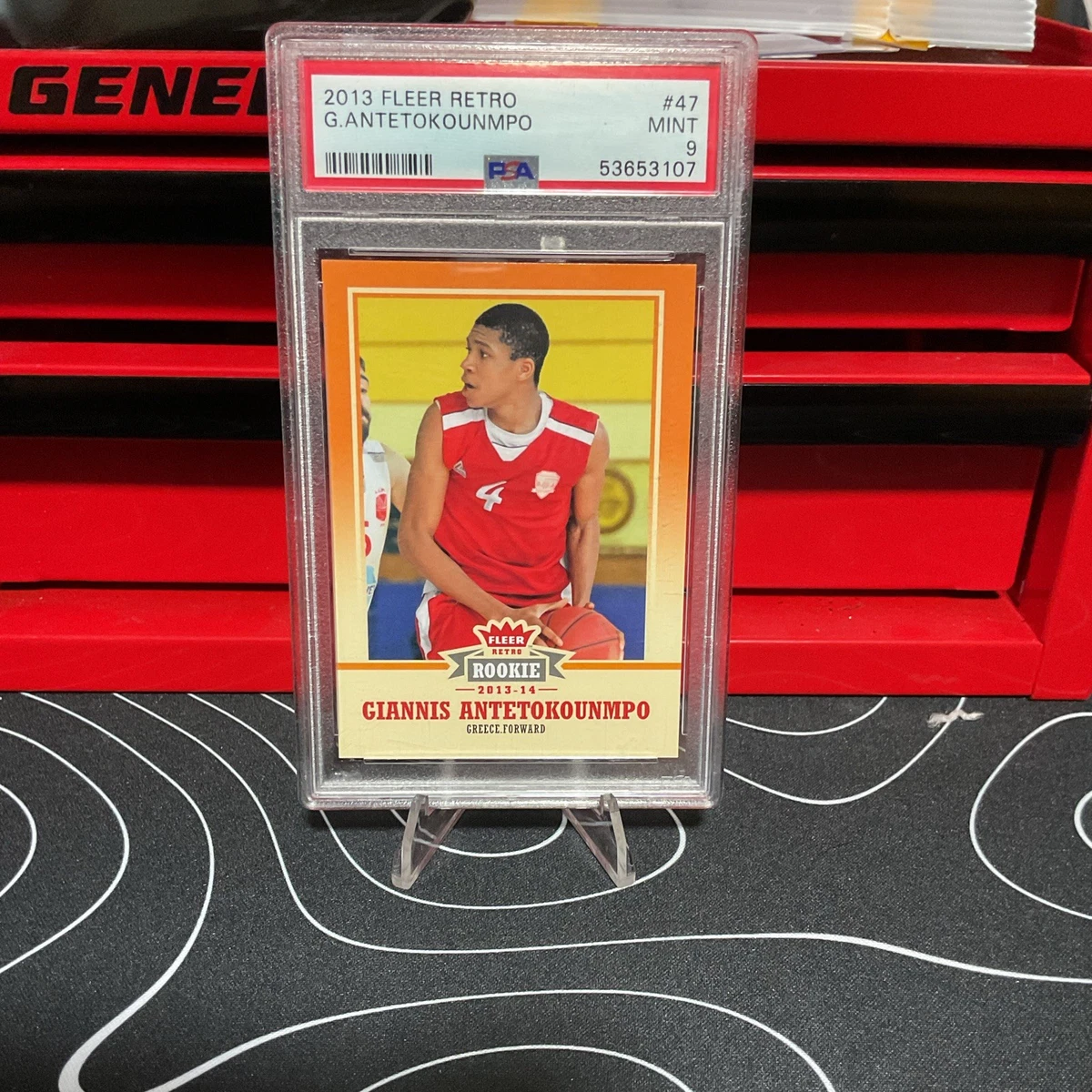 Fleer Giannis Antetokounmpo Basketball Rookie Sports Trading Cards