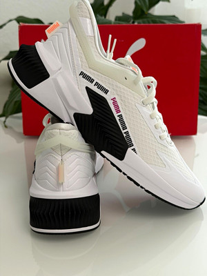 PUMA Provoke XT FTR Wn's Damen Sneaker Weiß/Schwarz EU 40 Low Top 19518806