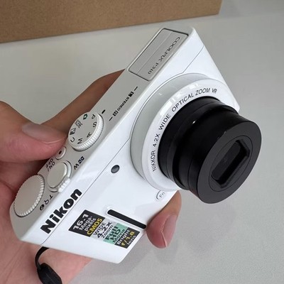 Nikon Coolpix P310 16.1MP Compact Digital Camera 4.2x Optical Zoom