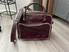 Rare Fred Perry Bag With Handles And Detachable Shoulder Strap. Colour Ox blood
