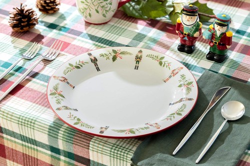 10.4" Holiday Royal Nutcrackers Dinner Plate - Picture 2 of 7