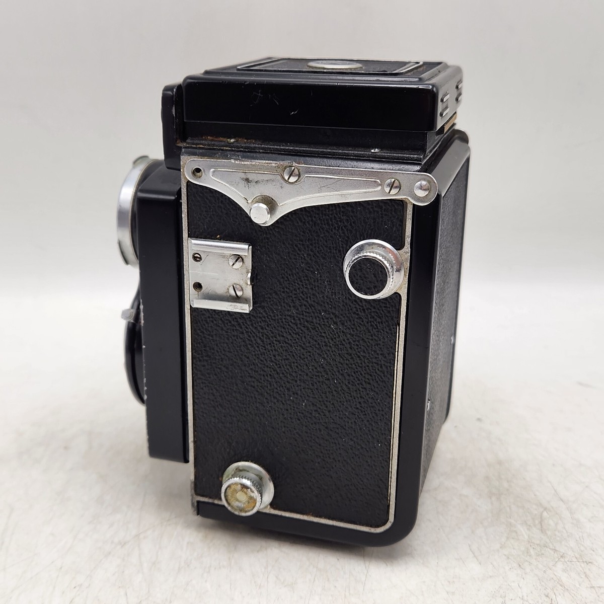 Vintage Yashica C 6x6 120 TLR Camera Copal-MX w/ Yashikor