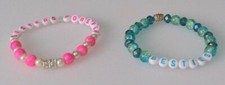 Dos Pulseras Minimalistas con Cuentas - Enfermera Gloria y Bestias - Elásticas - Hechas a Mano y U