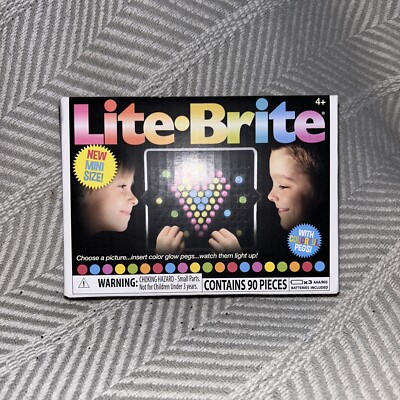 Lite Brite New Mini Size  85 Colorful Mini Pegs and 4 Design Templates A2