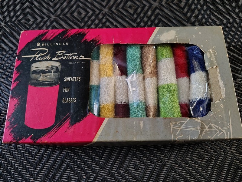 7 Vintage Killinger Company Sweaters For Glasses Plush Bottoms