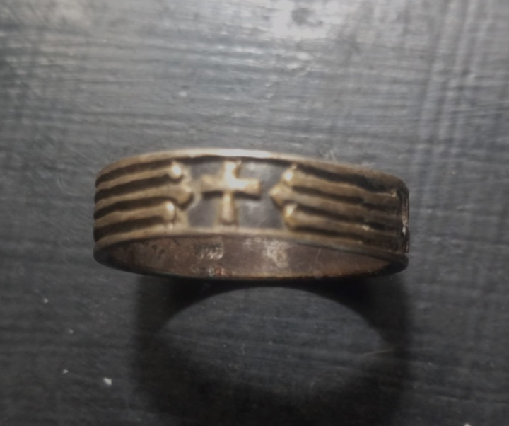 Man's Ring - Unknown Metal