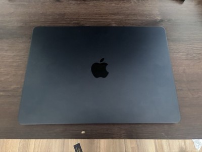 Macbook Air 13 M4 | 256GB SSD | 16GB RAM | M4 Chip | 4 Zyklen | inkl. Zubehör