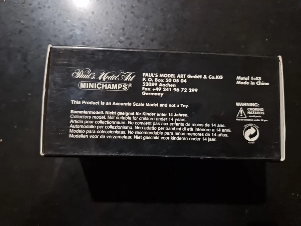 1:43 Scale Minichamps Lamborghini 400GT 2+2 Coupe Green 430103301 - Image 4 of 4