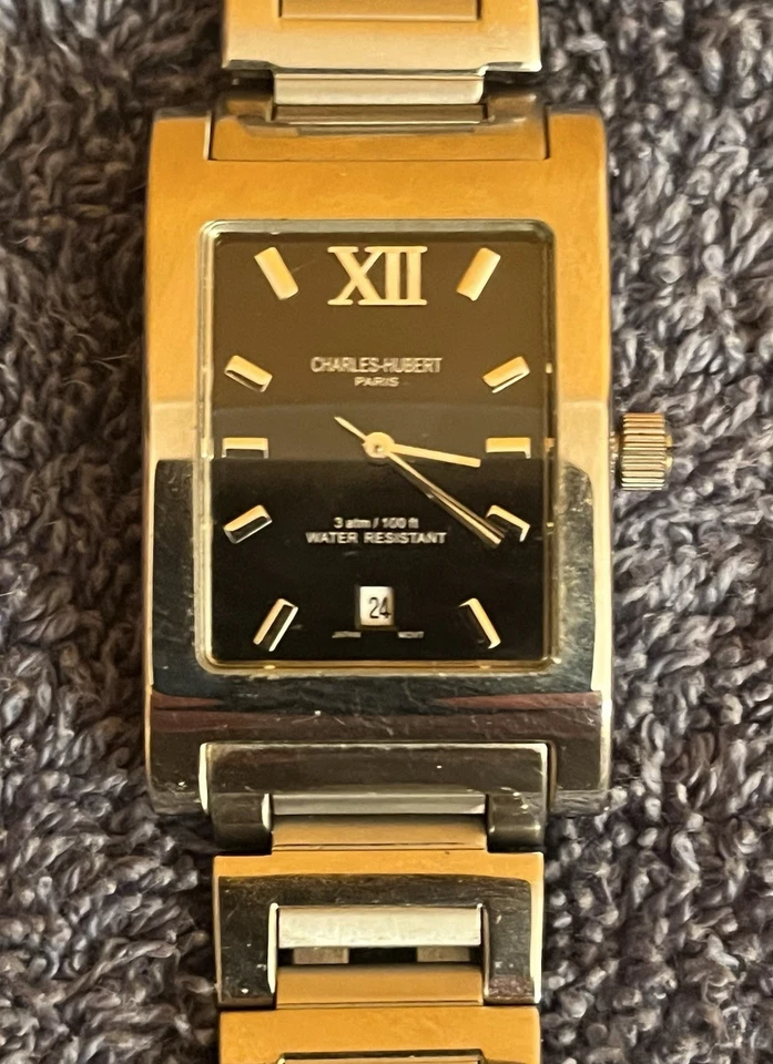 HERMOSO RELOJ ESTILO TANQUE CHARLES HUBERT CON CLASE PARA HOMBRES ACERO PLATA EN CAJA Foto 3 de 4