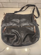 The Sak Black Leather Medium Zip Top Shoulder Bag Adjustable Strap Purse Bag