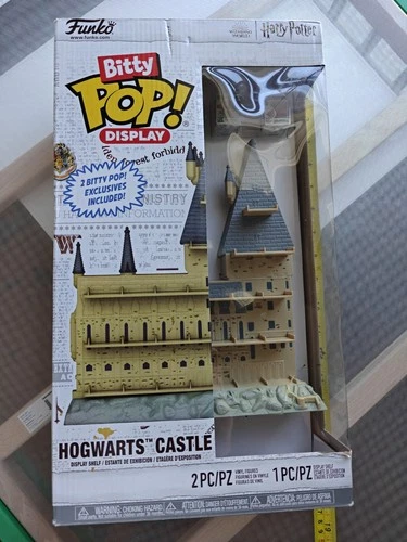 New! Funko POP! Bitty Harry Potter Hogwarts Castle Display  With 2 Bitty Pops