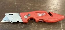 Milwaukee 48-22-1901 Fastback Flip Blade Folding Utility Knife Box
