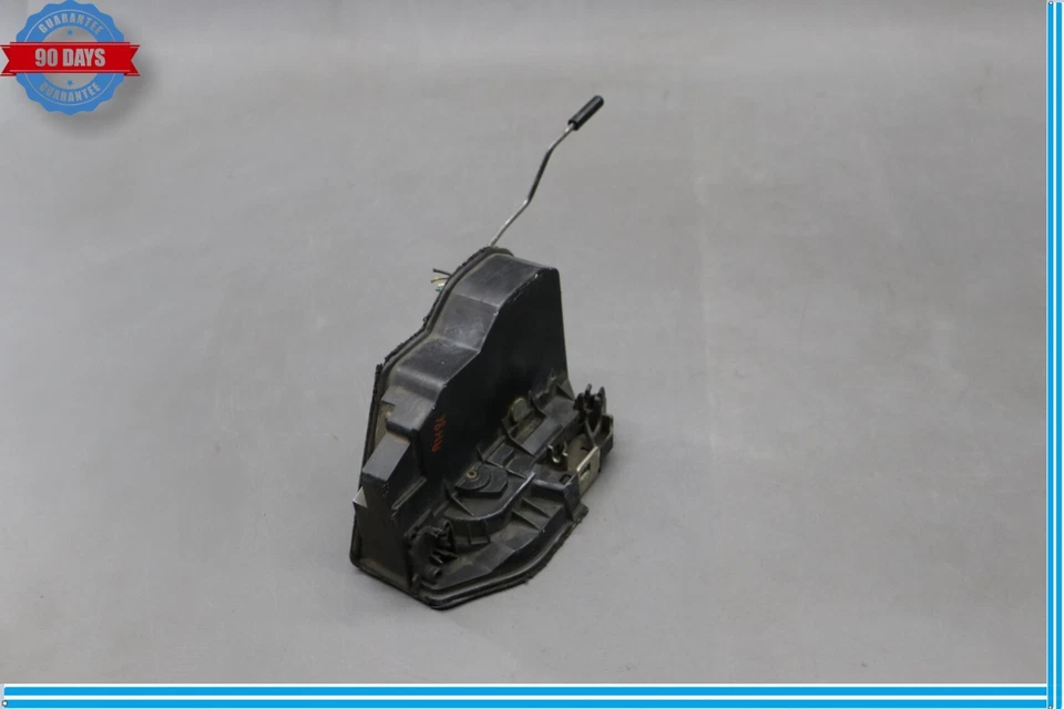 Оригинальный привод замка защелки правосторонней пассажирской двери 03–08 BMW Z4 - Изображение 3 из 4