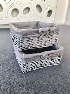 Featured image of post Grey Bathroom Storage Baskets / Compactor makeup plastic organizer ran8572.