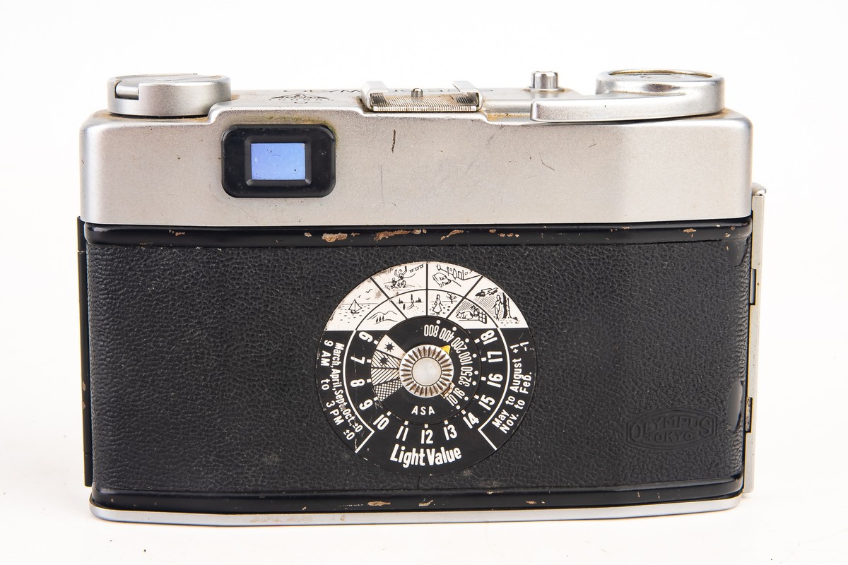 Olympus 35-S 35mm Rangefinder Camera w G Zuiko 4.2cm f/1.8
