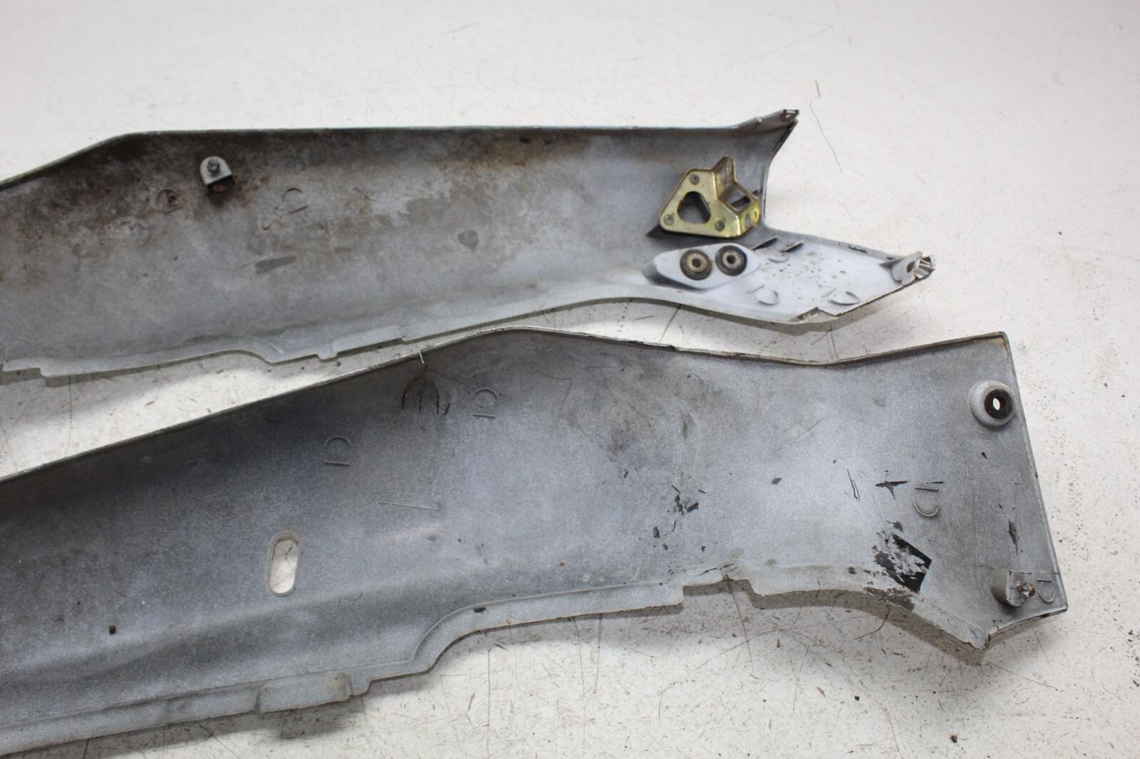 1996 SUZUKI GSXR1100 REAR BACK TAIL FAIRING COWL SHROUD
