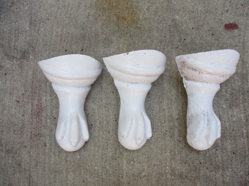 Antique Victorian Cast Iron Bath Tub Feet Eagle Claw Ball - Set of 3 (H)