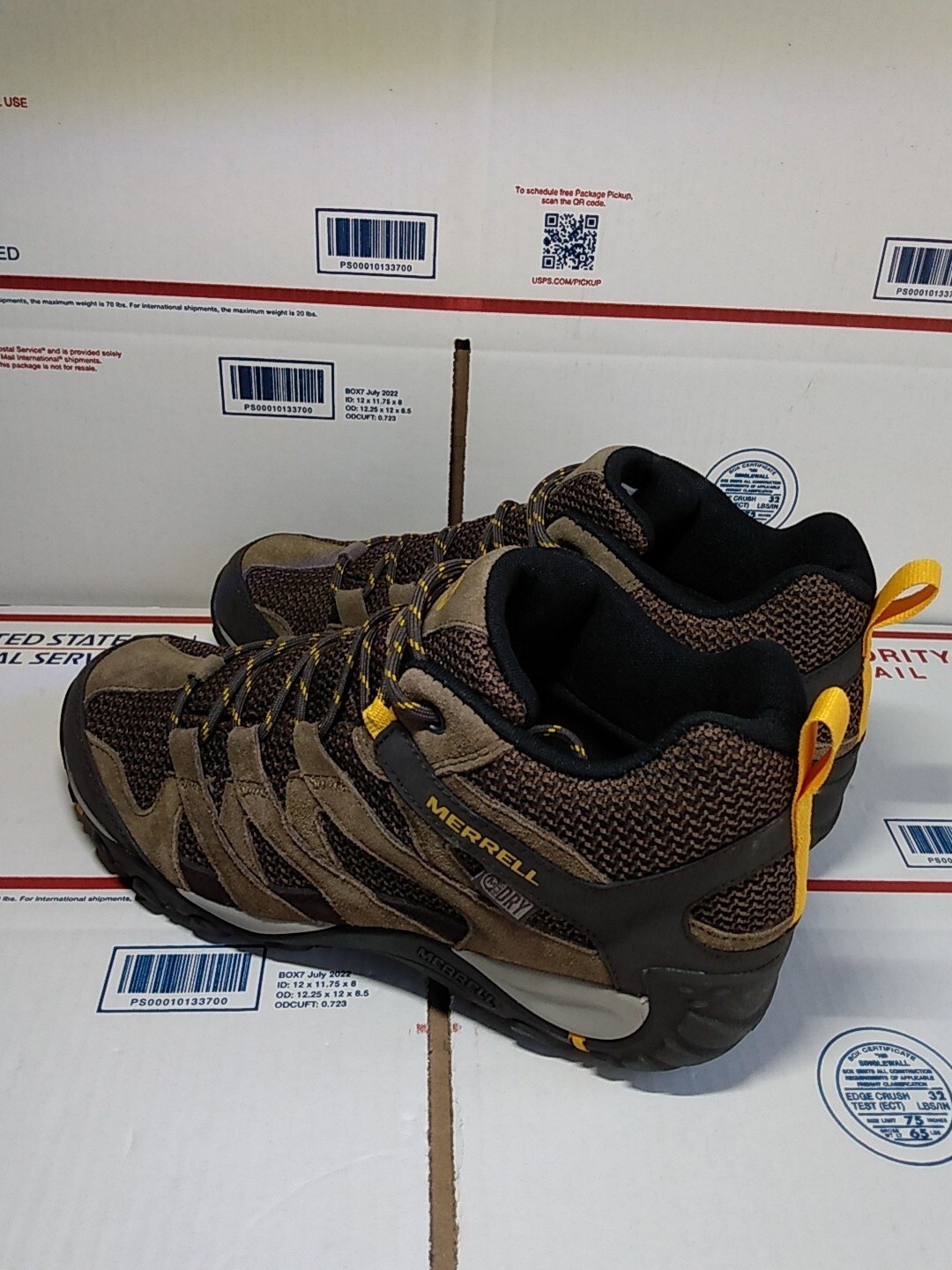 NEW Merrell Alverstone Mid Waterproof Hiking Boots Men's Size 9.5 eBay