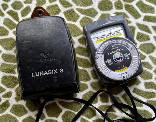 GOSSEN Lunasix 3 Light Meter w/Case & Strap *Nr.Mint *