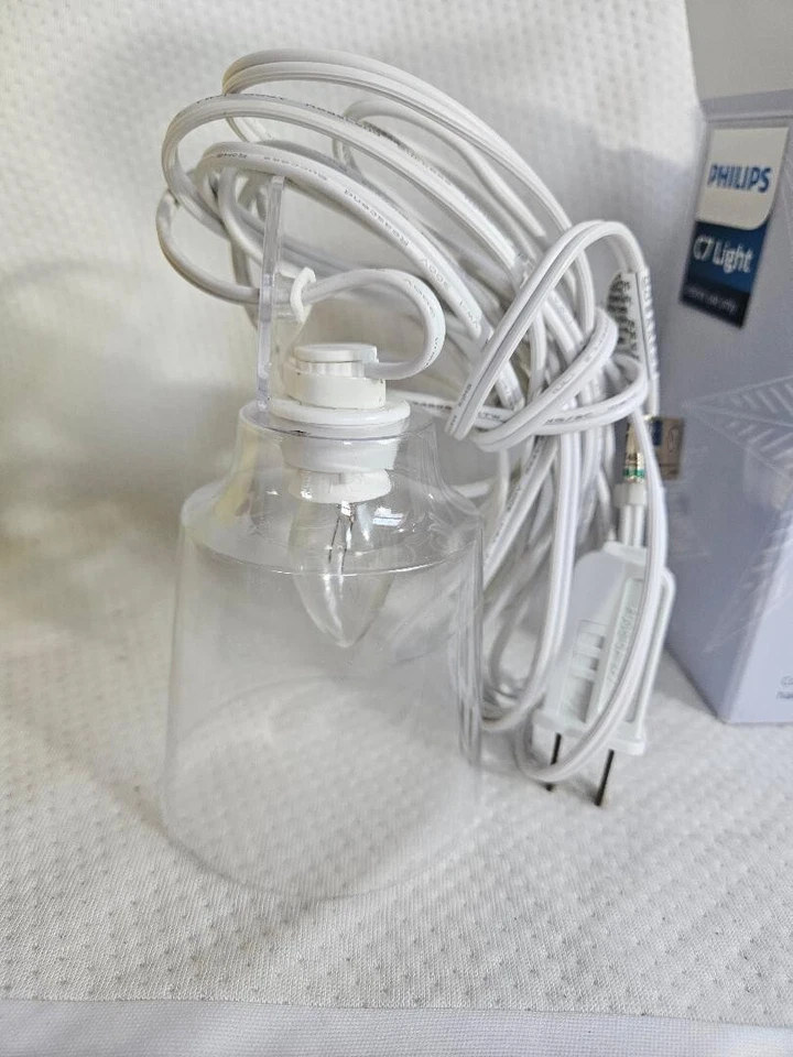 Phillips C7 Light. Indoor Use Only With 12ft Cord. New - Image 3 of 4