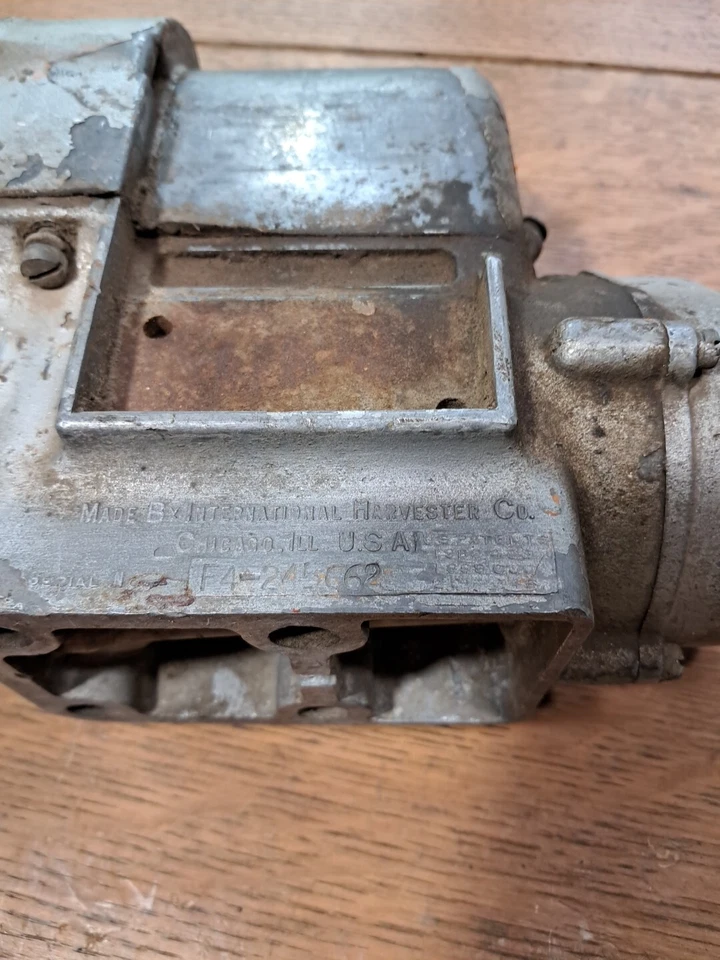 Antique Farmall IHC International F4   Tractor Magneto For Core Os128 - Image 4 of 4