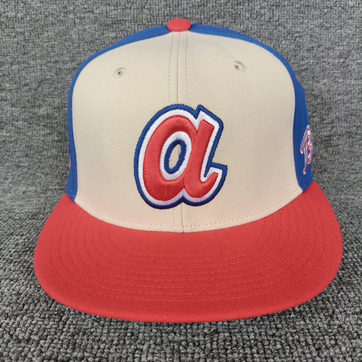 Mitchell & Ness Atlanta Braves Fitted Cap Size 7 Blue Red Cream