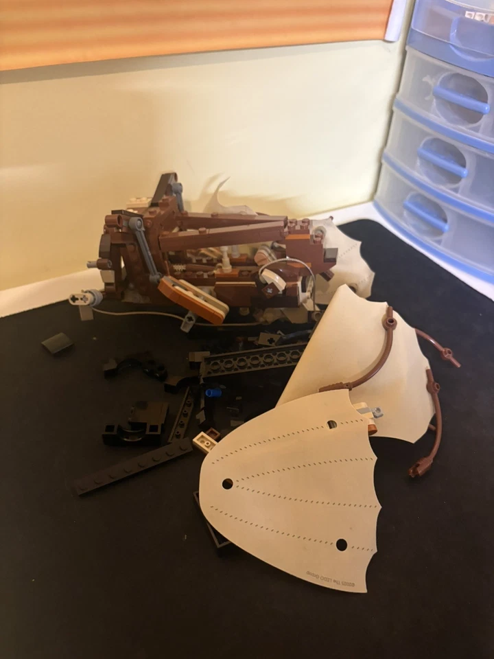 LEGO Icons 10363 Leonardo da Vinci's Flying Machine, photo 1 of 4