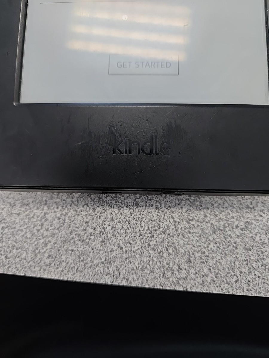 Amazon Kindle 16GB ブラック Amazon Kindle 16GB (11th Gen) in Black | Abt
