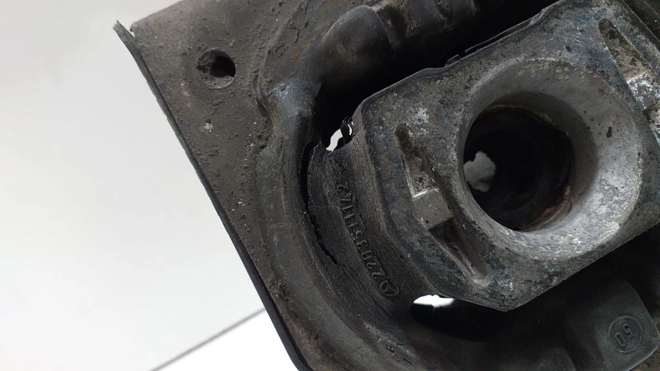 2203501700 EJE TRASERO / 71177 / 165943 MERCEDES-BENZ CLASE S W220 BERLINA Foto 3 de 4