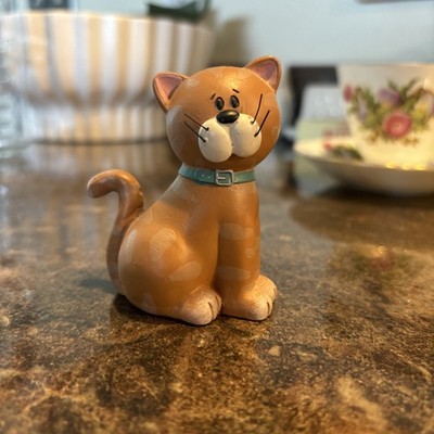 Orange 2015 Suzy Cat Figurine With Blue Collar 3 Inches Tall