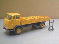 Tekno 911 Mercedes Benz L22 322 Kosangas Truck With Dolly