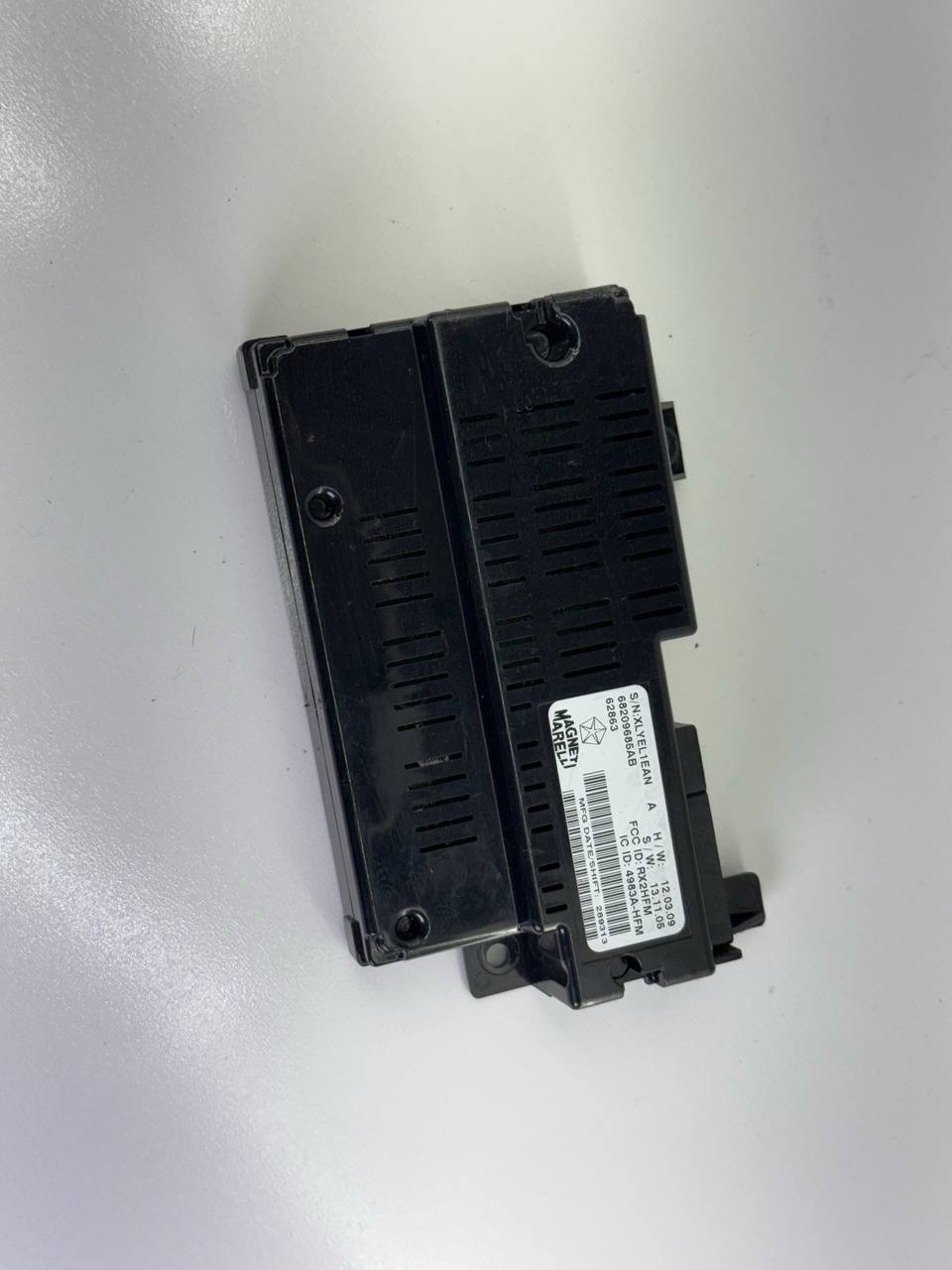 MASERATI GHIBLI M157 14-17 OEM TELEMATICS COMMUNICATION CONTROL MODULE UNIT 390