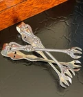 Fine Pair Towle Old Colonial Sterling Silver Petite Tea Sugar Serving Tongs 4”