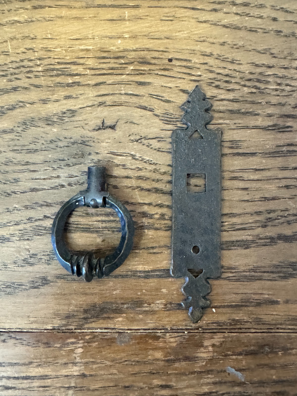 Original Ethan Allen Royal Charter 1 1/8" Drop Door Pull & Backplate B2464