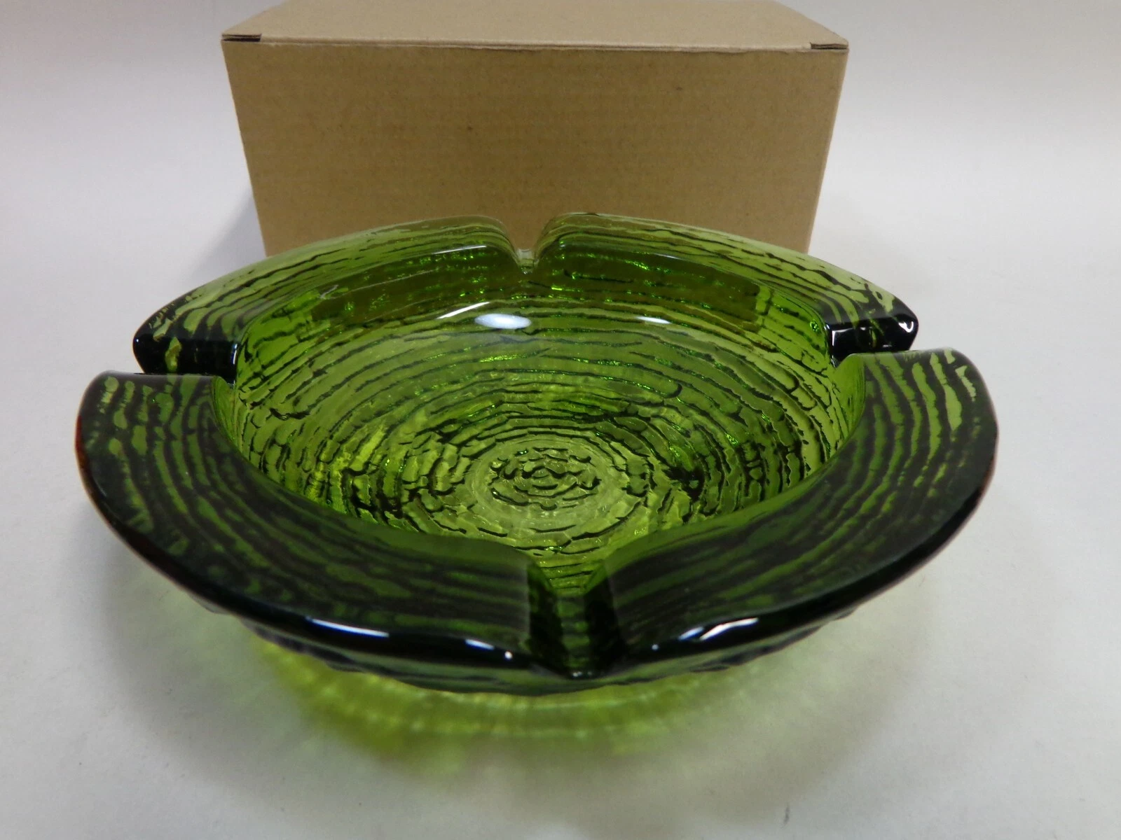 Vintage Anchor Hocking Glass Ash Tray Ashtray Green Soreno Bark MCM Heavy 6.25"