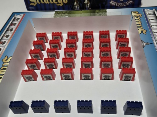 STRATEGO Board Game (DEMOCRATS vs. REPUBLICANS) Hasbro 2008 USA Made Excellent! - Picture 5 of 12