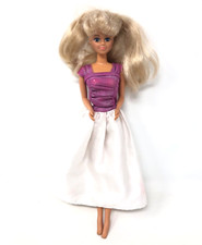 Petra Modepuppe mit Kleid ca. 30 cm groß - Beine defekt