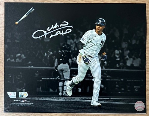 JUAN SOTO NEW YORK YANKEES SIGNED AUTO 11X14 PHOTO FANATICS MLB AUTOGRAPHED