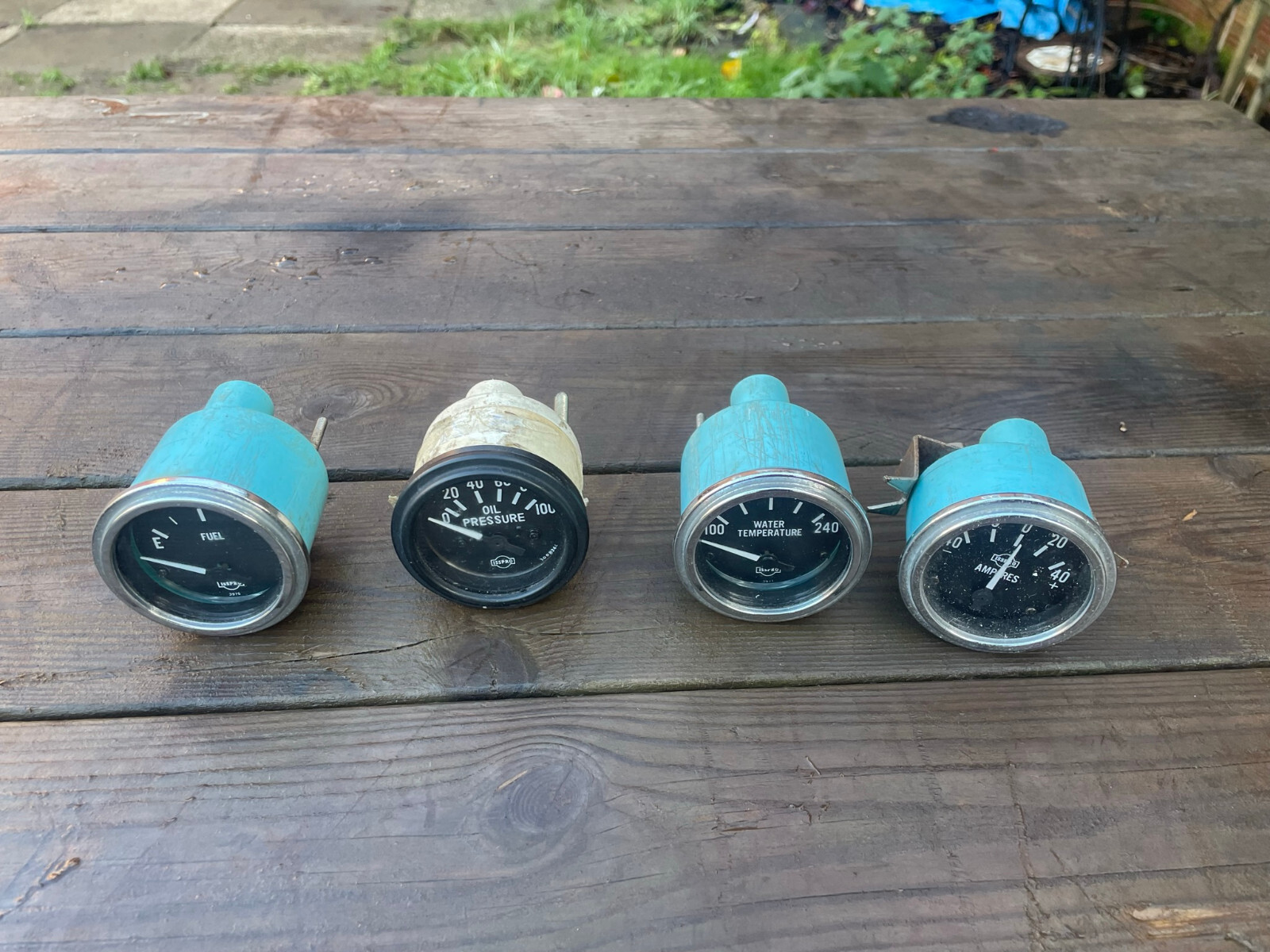 Isspro Gauges, temo, fuel, oil pressure, amps. Working came out of my
