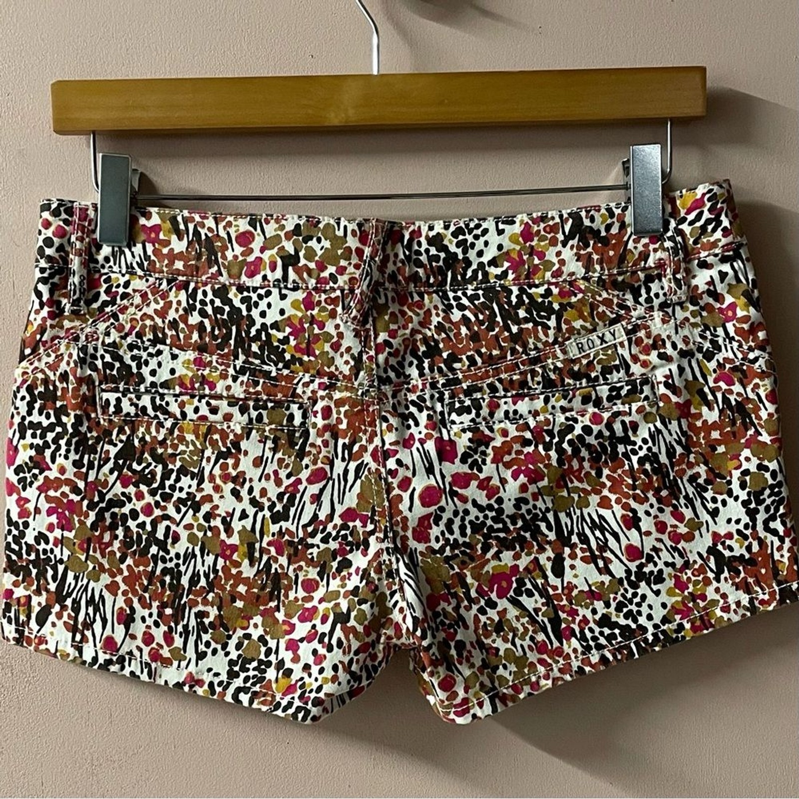 Roxy Cream Multicolored Floral Patterned Short Sh… - image 13
