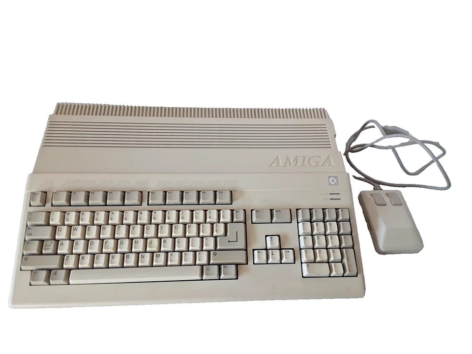 Mini teclado y mouse de computadora doméstica Commodore Amiga A500 de colección - SIN PROBAR Foto 3 de 4
