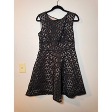 Ann Taylor LOFT Black Eyelet Lace Fit and Flare Dress Cotton Tan Lining Size 10
