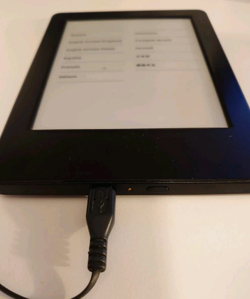 Kindle 7th Generation EBook Reader 4GB Black - Image 2 of 4