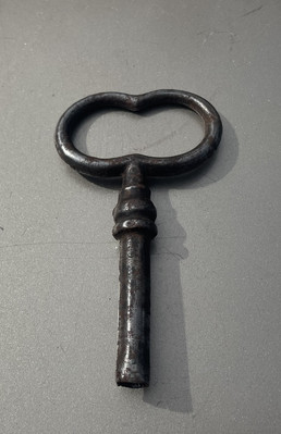 Antique clock Winding Key W/ Loop Handle  Biedermeier Austria