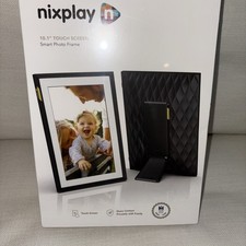 Nixplay 10.1 inch Touch Screen Digital Smart Photo Frame - Classic Mat - Sealed