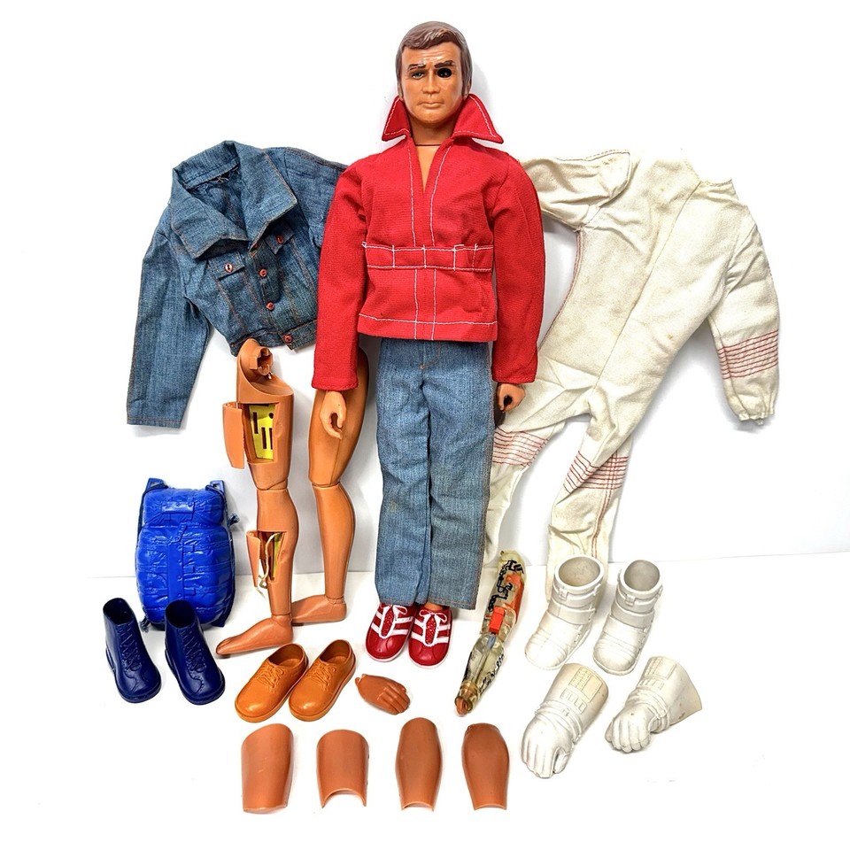 A complete vintage Kenner Six Million Dollar Man 'Mission to Mars' lot — original 70s bionic action figure nostalgia in one rare find.