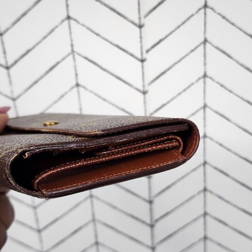 Louis Vuitton Monogram Portefeuille International Wallet - Picture 11 of 11