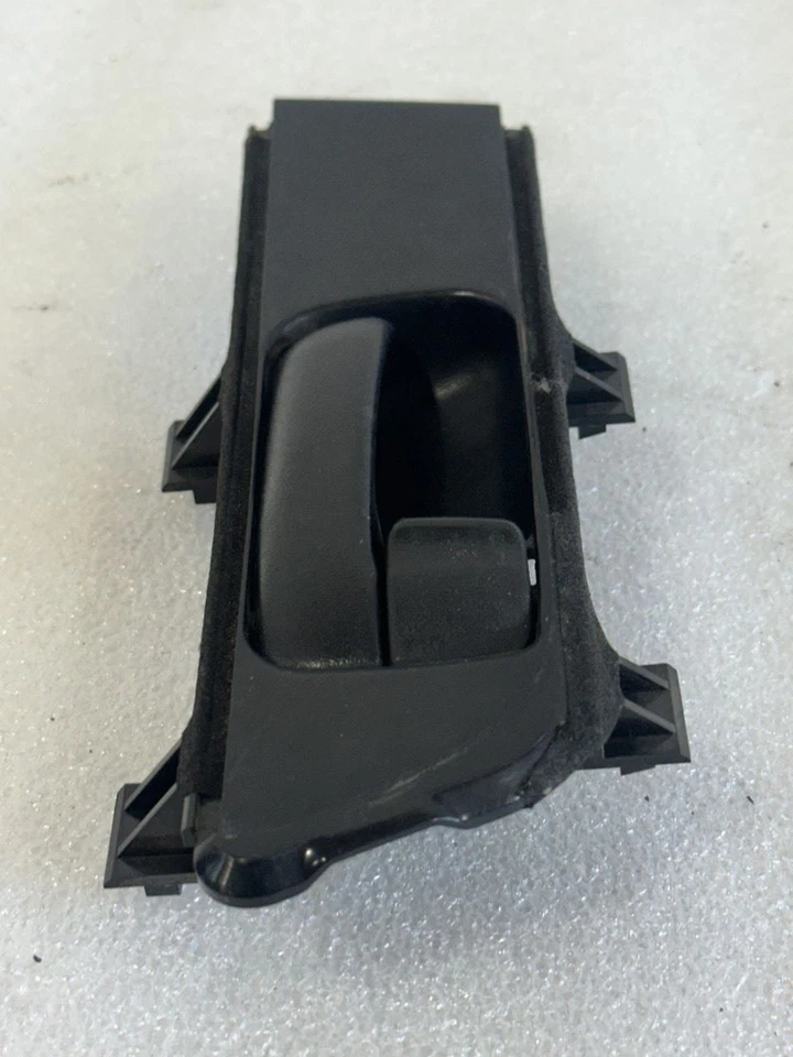 1992 1993 1994 1995 1996 1997 TOYOTA PREVIA RIGHT FRONT INTERIOR DOOR HANDLE - Image 2 of 4