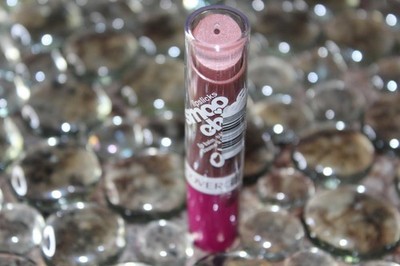 Covergirl SMOOCHIES Lipslicks Lip Balm #235 - Tru Luv UnSealed/Discontinued Read