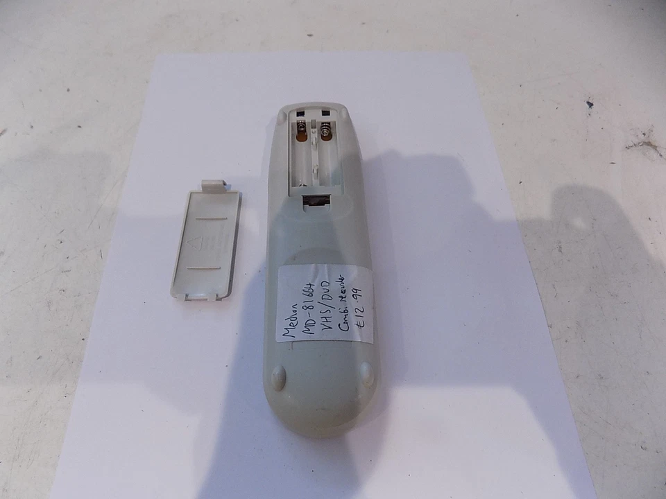 Medion MD-81664 VHS DVD Kombirecorder Fernbedienung getestet original offiziell - Bild 4 von 4